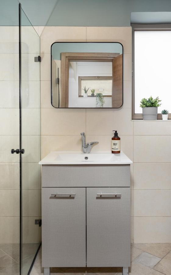 Casa Patio Suite Yerusalem Bagian luar foto